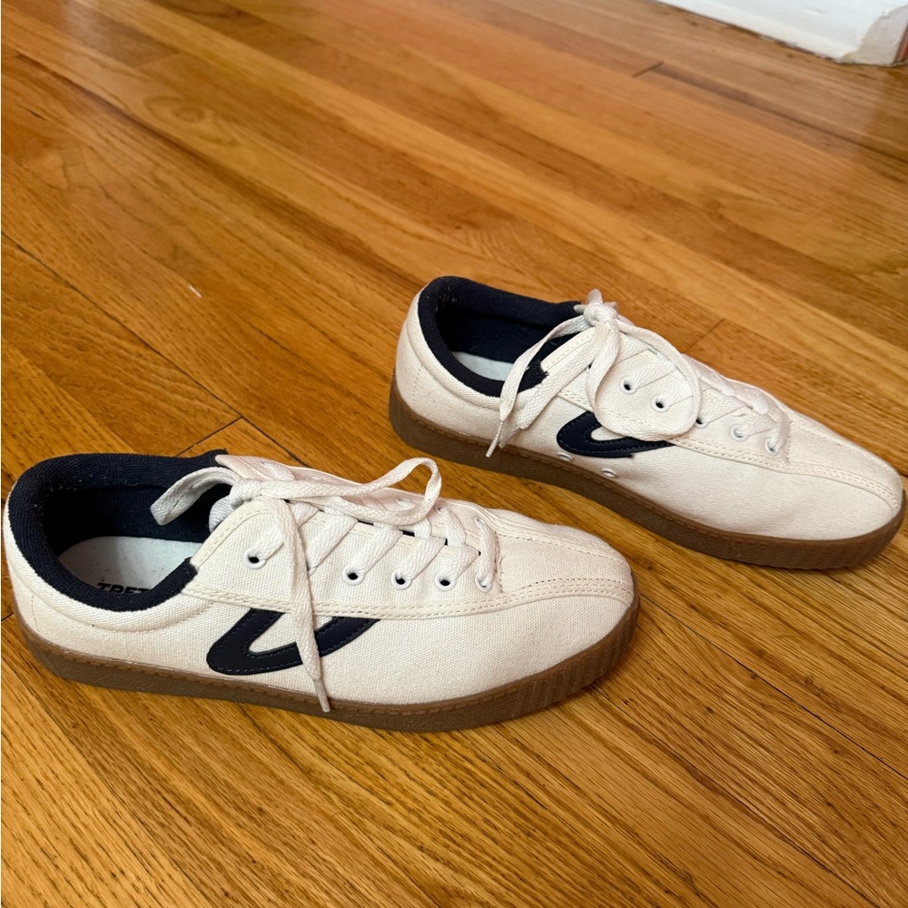 Tretorn Beige Canvas Athletic Sneakers with Black Accent